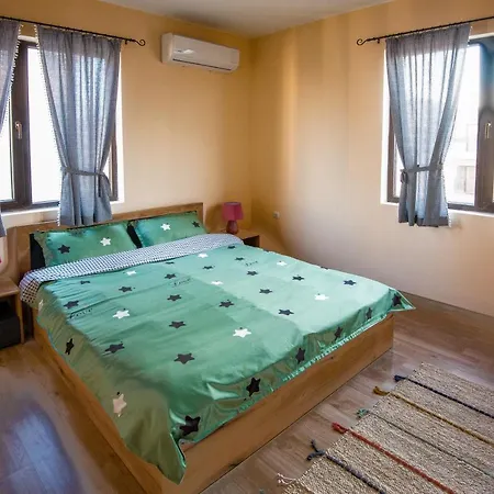 Vila Lahana House In Majestic Complex Pomorie
