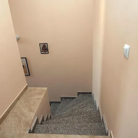 Lahana House In Majestic Complex Vila