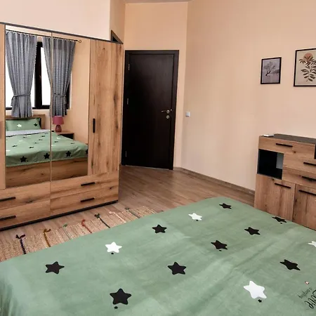 Lahana House In Majestic Complex Pomorie
