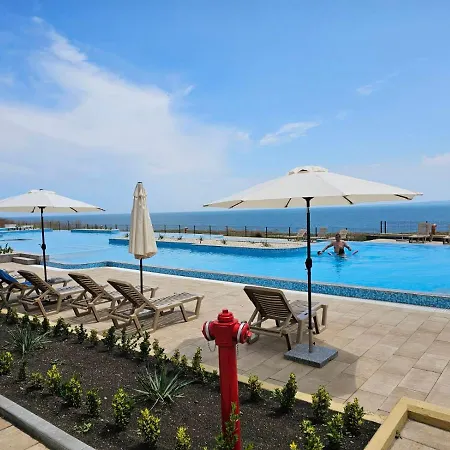 Lahana House In Majestic Complex Pomorie